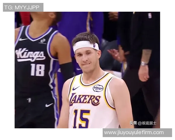 湖人首节失利半场落后绿军三分火力全开里夫斯状态低迷