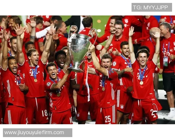 备战欧冠之路拜仁全队合练格纳布里基米希状态回暖